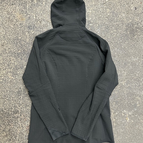 PATAGONIA Womens M Black R2 TECHFACE Hoody Zip Jacket 83735 - Picture 7 of 8